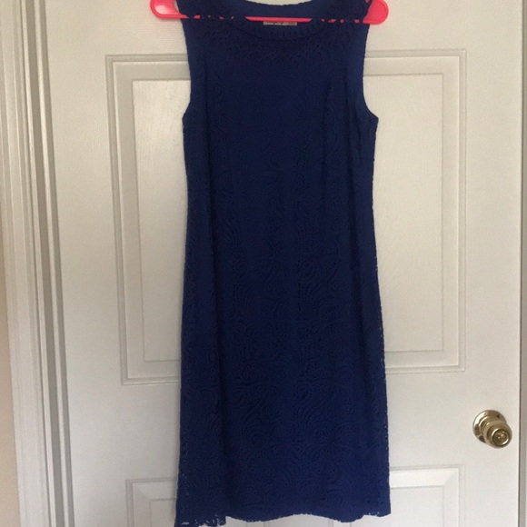 Dress - Picture 2 of 4